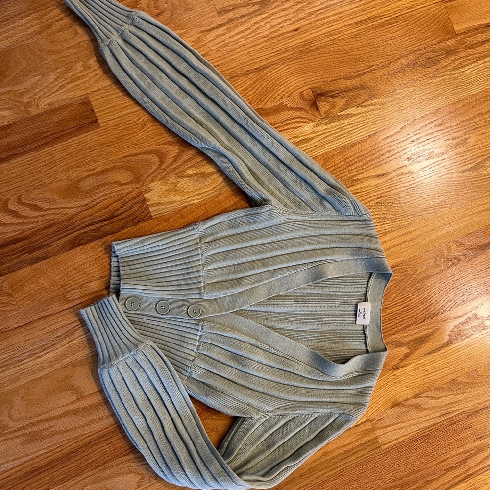 Wilfred
Plunge Front Cardigan
